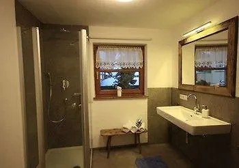 Ausserladscheider Hotel