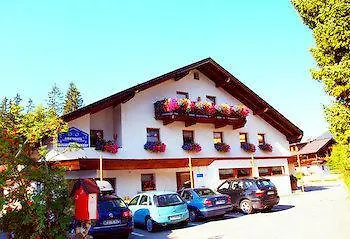Hotel Ausserladscheider 4*